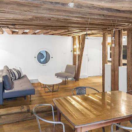 Apartament Petit Paryż